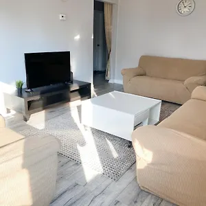  Homestay Spacious Mbr Near Kennedy Subway & Go