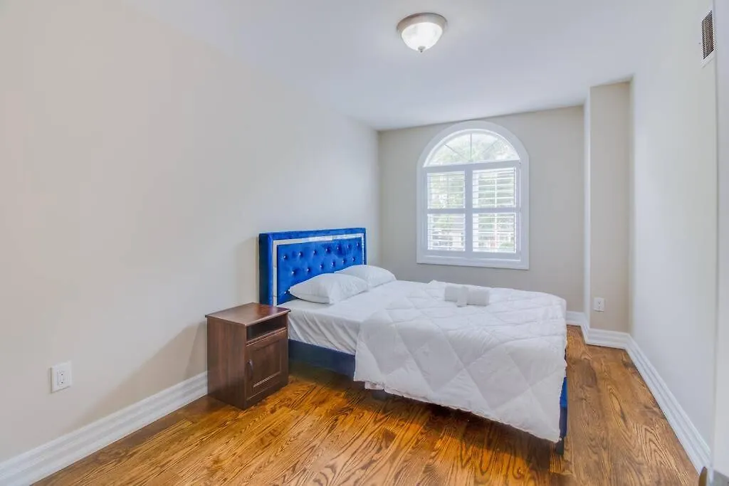 Luxury House, 25 Minutes To Toronto Downtown Holiday home
